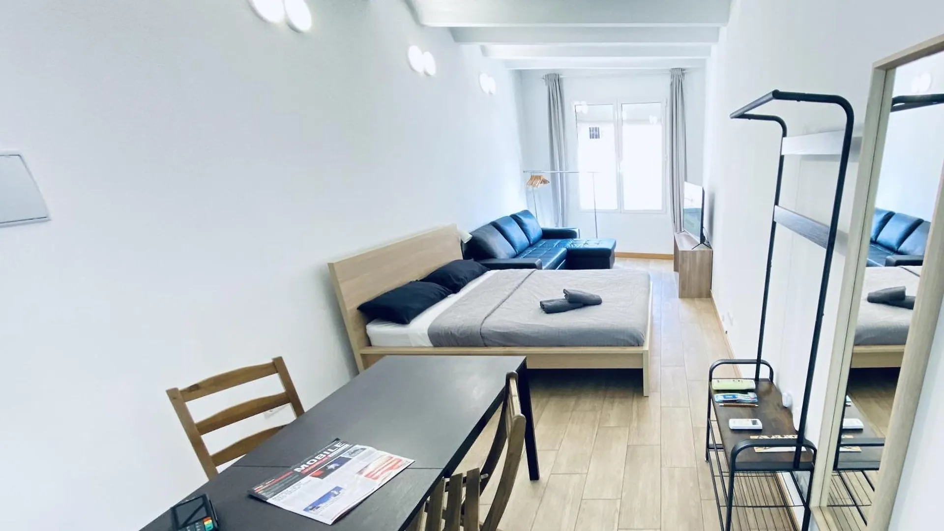 Apl Sants Lofts Bcn Fira Camp Nou Διαμέρισμα Βαρκελώνη